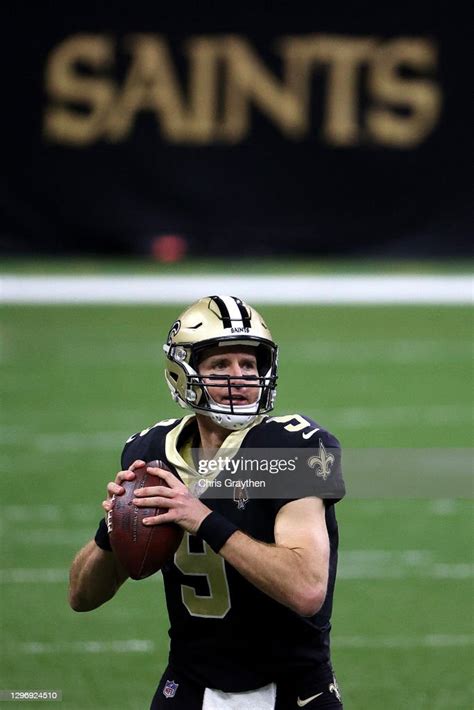Drew Brees Of The New Orleans Saints Warms Up Prior To The Nfc News Photo Getty Images