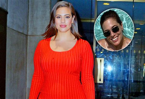 Ashley Graham Shares Topless Pic From Day At The Pool