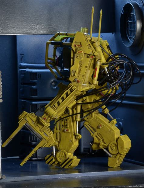 Closer Look Aliens P 5000 Power Loader Deluxe Vehicle Neca