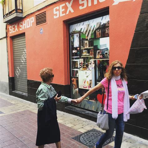 Sex Shop En La Calle Libertad Zaragoza Metropoliarte El Mundo