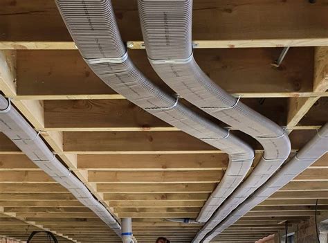 Flat 51mm Ducting Mvhr System Installation In Low Ceiling Building