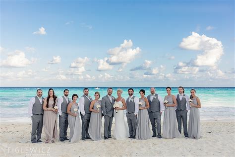 See tripadvisor's 1,050,540 traveler reviews and photos of playa del carmen tourist attractions. Hard Rock Cancun Wedding | Leslie & Vinny - Figlewicz Photography