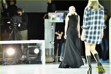 Lady Gaga Walks The Runway For Marc Jacobs Nyfw Show Photo 3582999