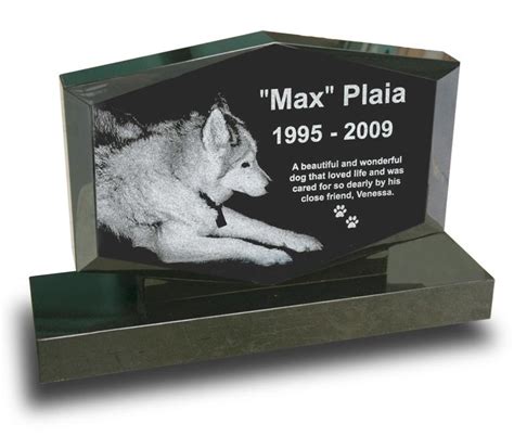 Grave markers, pet headstones, and other pet garden memorials for paying tribute to your beloved pet. Diamond Upright Pet Headstone Grave Marker for Dogs & Cats