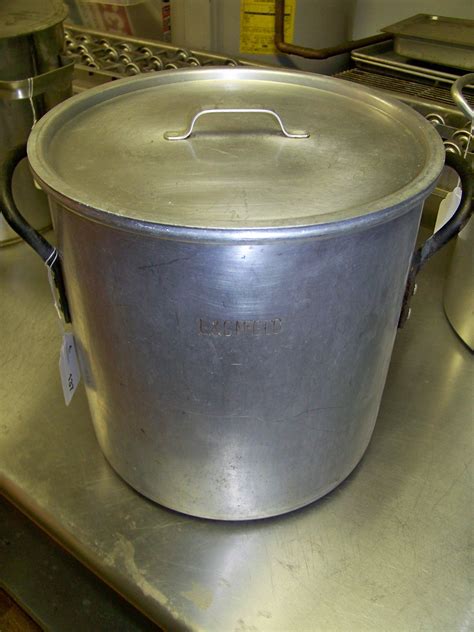 Lot Landg 24 Qt Aluminum Soup Pot With Lid