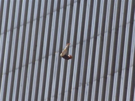 911 Photos September 11 Images Of People Jumping Out Windows Daily