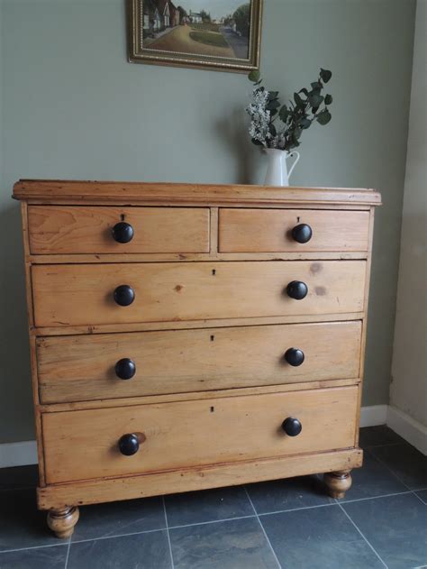 Stunning Large Solid Pine Chest Of Drawers All Original 678874 Uk