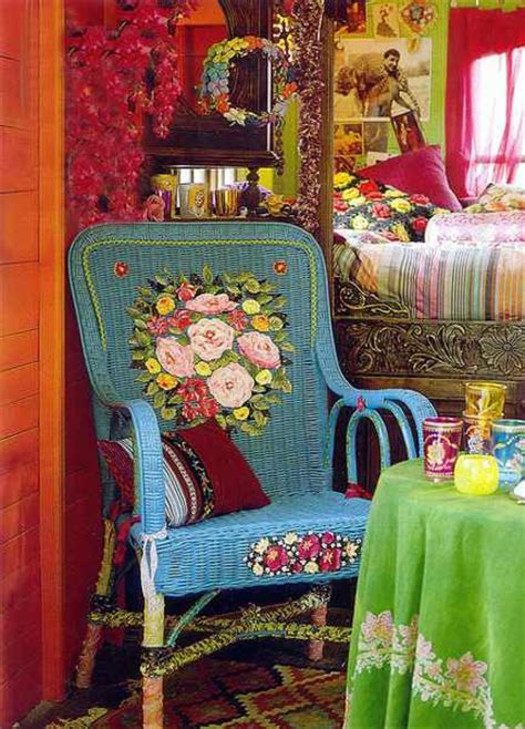 Eclectic interiors that feature bohemian style home decor. Boho Chic Home Decor, 25 Bohemian Interior Decorating Ideas