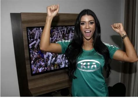 Brazilian Model Keeps To Her Promise To Strip If Brazilian Club Wins