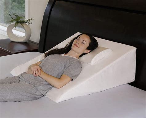 Is Wedge Pillow Relief Back Pain Complete Guide To Use Wedge Pillow