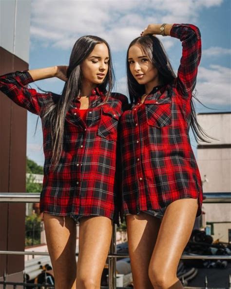 Adelina And Alina Are Sexy Twin Sisters Pics
