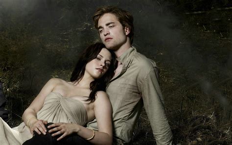 Edward And Bella Twilight Wallpaper