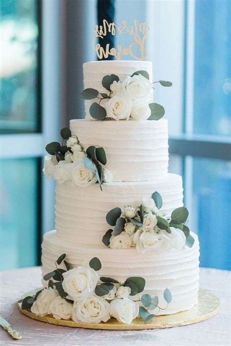 Simple And Chic Buttercream Wedding Cakes Wedding Cake Greenery Green