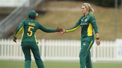 Icc Womens World Cup Dane Van Nierkerk Stars As South Africa End Indias Winning Run Cricket