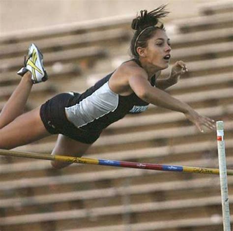 The Viral Photo That Changed Pole Vaulter Allison Stokke S Life