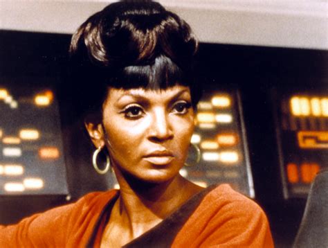 Nichelle Nichols Dies Lt Nyota Uhura In Star Trek Was 89 15 M