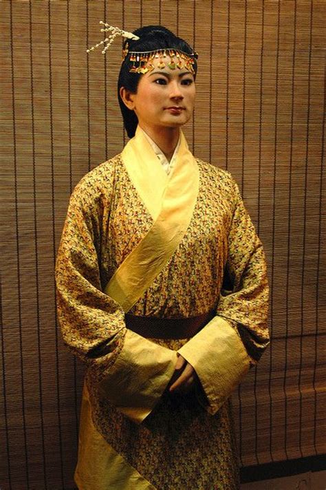 A Reconstruction Of Lady Dai Or Xin Zhui 辛追 Of The Western Han