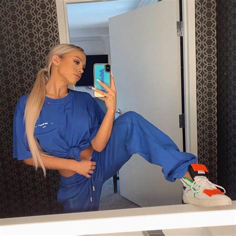 75 Hot Pictures Of Tammy Hembrow Are Provocative As Hell The Viraler