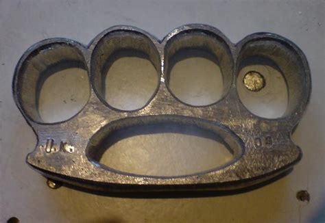 Weaponcollectors Knuckle Duster And Weapon Blog How To Make Knuckle