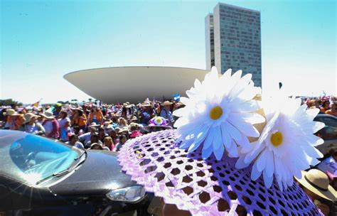 Milhares De Mulheres Se Encaminham à Brasília Para Marcha Das Margaridas Partido Dos Trabalhadores