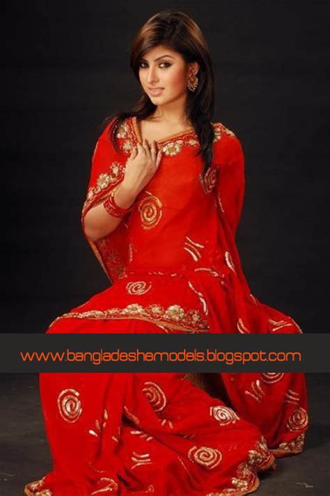 Anika Kabir Shok In Shari Sexy And Hot Pics Of Bangladeshe Models And Actresses