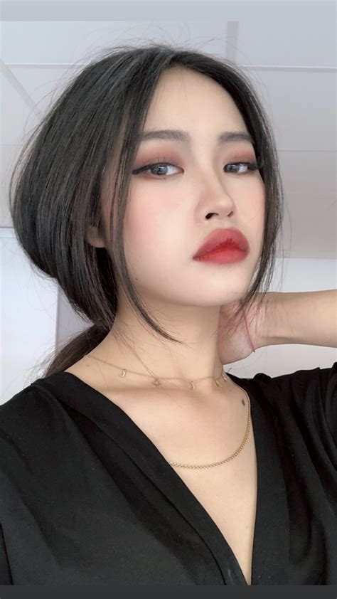 Pin By Hana On Ghi Asian Makeup Looks Asian Makeup Makeup Looks