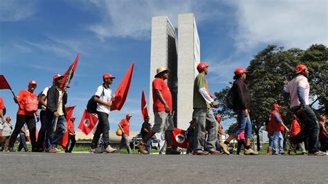 Apresentar Alguns Eventos Que Caracterizam Manifestações De Trabalhadores Rurais