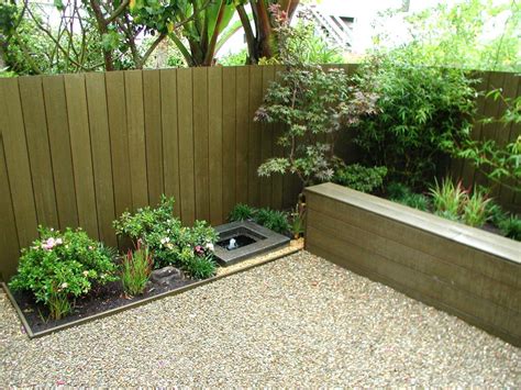 Tips On Build Small Backyard Landscaping Ideas