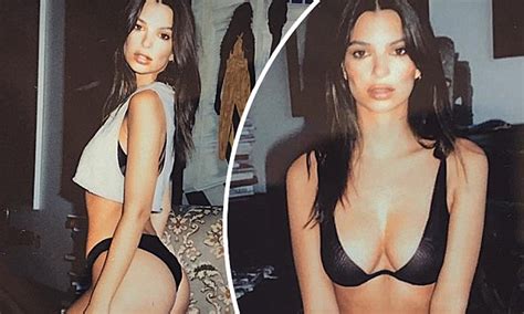 Emily Ratajkowski Flaunts Her Cleavage And Derriere Daily Mail Online
