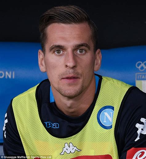 With mertens rested, the collective effort was the perfect warmup for a decisive visit to liverpool in the champions league on tuesday. Napoli striker Arkadiusz Milik ruled out for four months ...