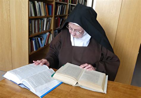 Nuns Carmelite Friars