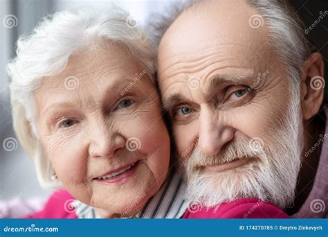 Close Up Picture Of Elderly Grey Haired Smiling Couple Stock Image Image Of Greyhaired