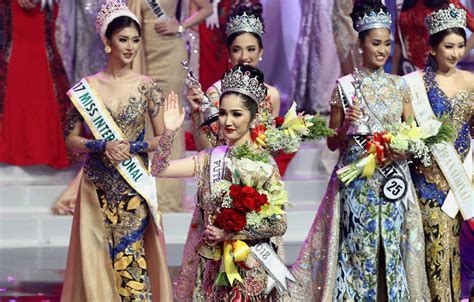 Sonia Fergina Asal Bangka Belitung Raih Gelar Puteri Indonesia 2018