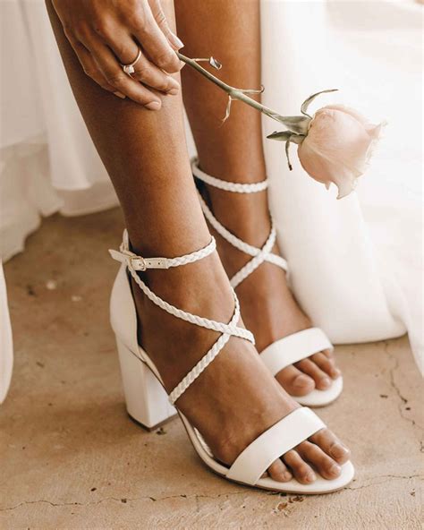 Beach Wedding Shoes 18 Bridal Ideas 2023 Guide Faqs