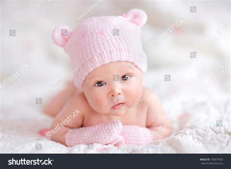 Newborn Baby Girl In Pink Knitted Bear Hat Stock Photo 109977920