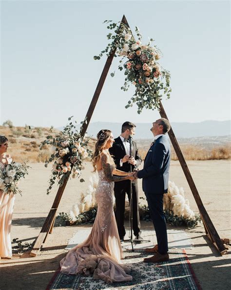 Rent a second body or lens for speed! 100+ MUST-HAVE Wedding Photography Tips for Beginners