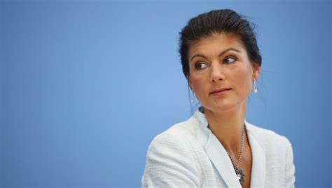 Sahra wagenknecht im interview mit der augsburger allgemeinen. Sahra Wagenknecht will sich aus "Aufstehen"-Spitze zurückziehen - DER SPIEGEL