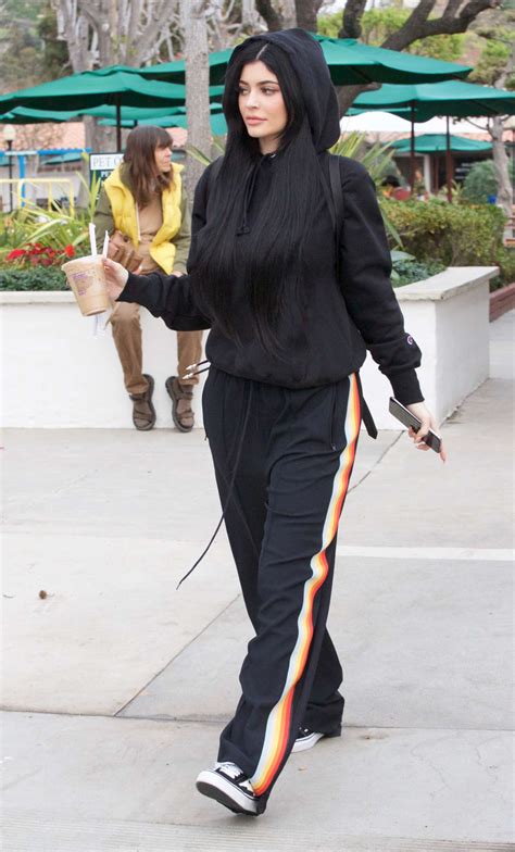 Kylie Jenner In Black Sweats Out For Shopping 01 Gotceleb