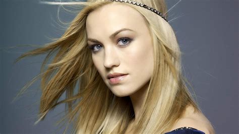 デスクトップ壁紙 面 女性 ポートレート ブロンド 長い髪 青い目 有名人 歌手 ファッション ヘア 肌 頭 スーパーモデル イヴォンヌ・ストラホフスキ 女の子