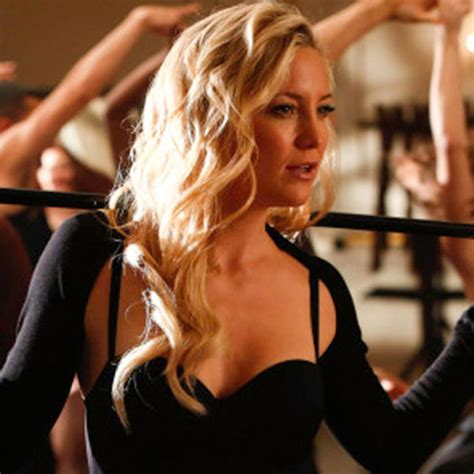 Glee Clip Kate Hudson And Lea Micheles Dance Off E Online