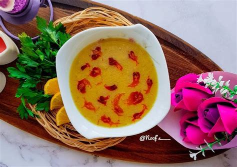 Berikut resep sop daging sapi gurih untuk teman makan siang atau makan malam. Resep Mercimek çorbası / Turkish Lentil Soup oleh Noof's Kitchen - Cookpad