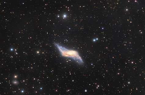 Galaxies Elliptic Spiral Irregular — Astronoo