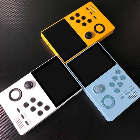 New Retro Handheld Game Console Is Super Sleek Lets You Play Dreamcast