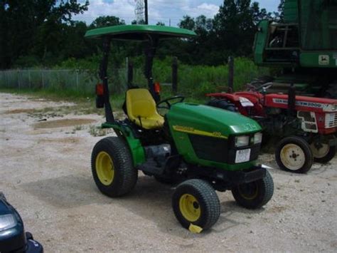 John Deere 410 Hst Lawn Tractor J M Wood Auction Company Inc