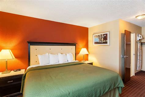 Quality Inn And Suites Lincoln Ne See Discounts