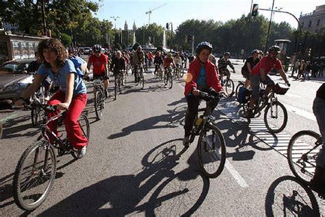bicicletas contra el co2 sociedad el paÍs