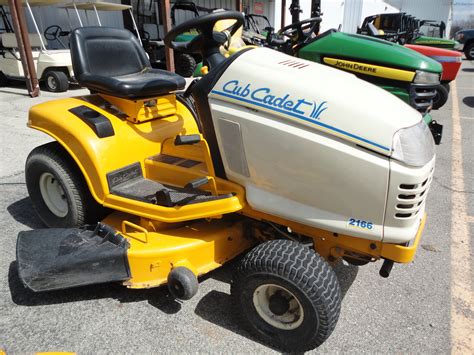 2000 Cub Cadet 2166 Lawn And Garden And Commercial Mowing John Deere