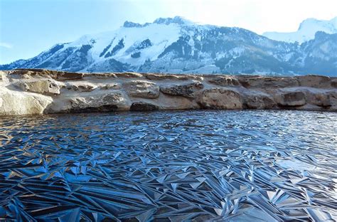 18 Beautiful Frozen Lakes Oceans And Ponds That Resemble Fine Art