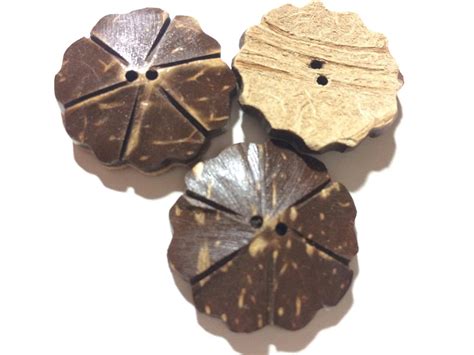 Coconut Shell Flower Buttons 30 Mm Buttons 2 Holes Naturalrecycled