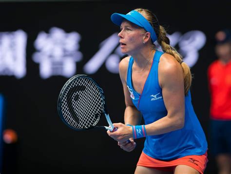 Hon lirade precis match i memphis mot kval spelaren pavlovic och det slutade med siffrorna JOHANNA LARSSON at 2019 Australian Open at Melbourne Park ...